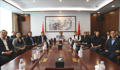 赤峰J9九游会游戏集团组织收听收看中国共产党第二十次全国代表大会开幕会盛况